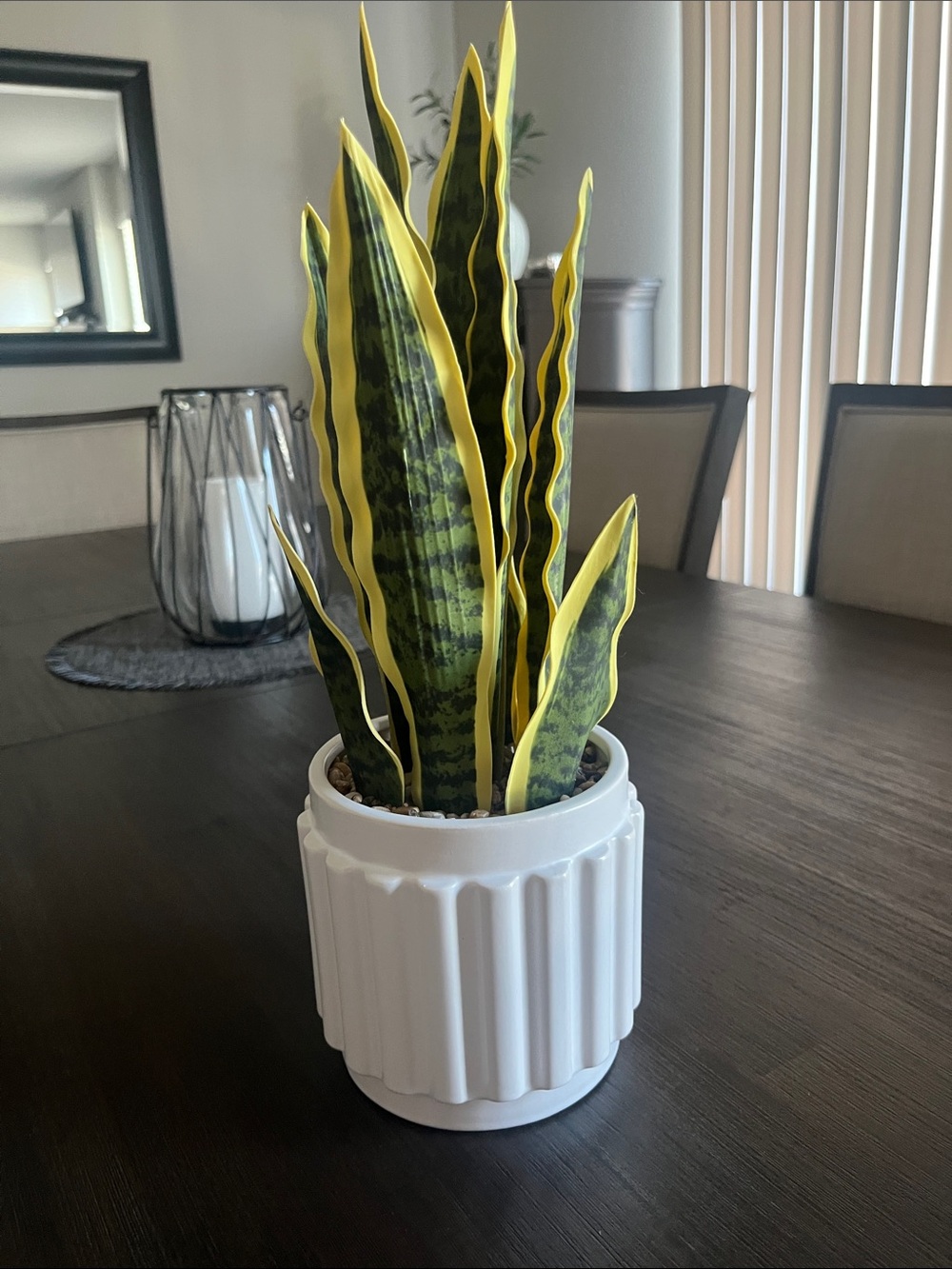 Faux foliage decorative plant  in white pot. New!